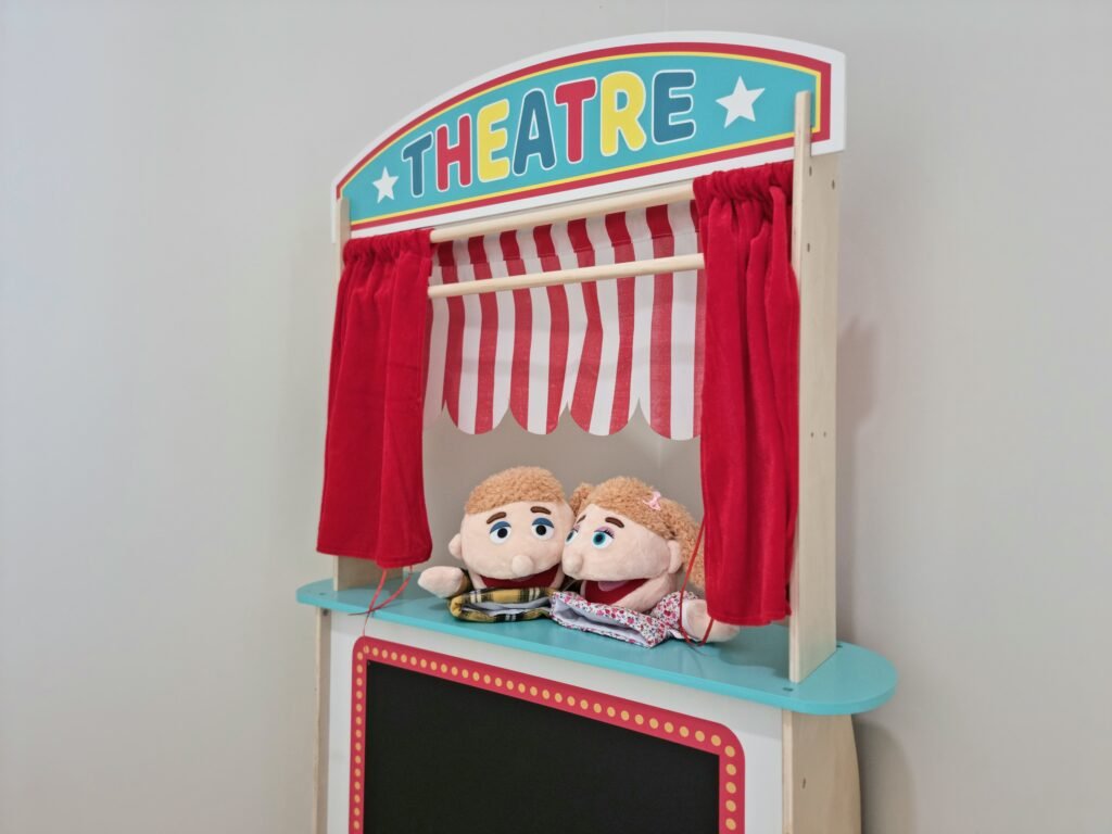 Λογοτόπια Κουκλοθέατρο